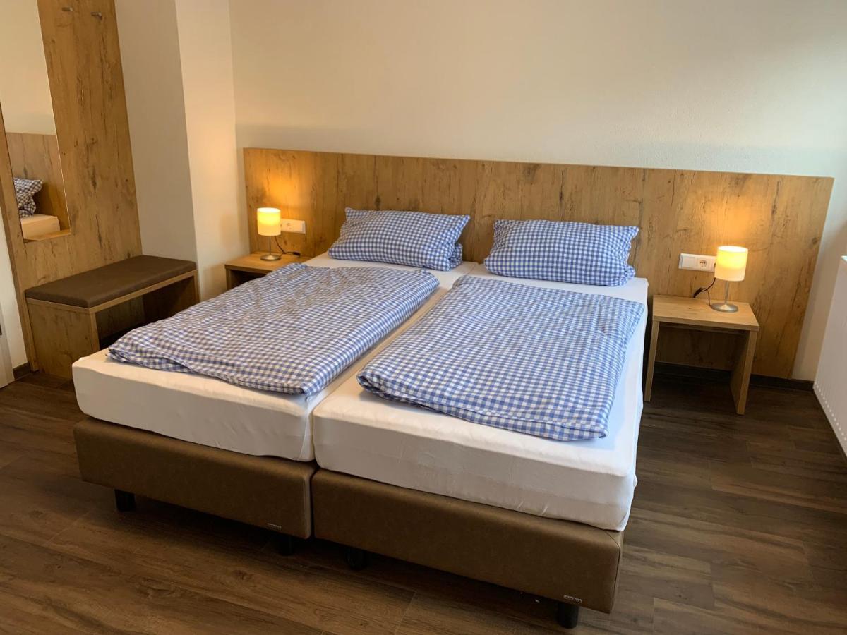 Pension Deckenpfronn Екстер'єр фото